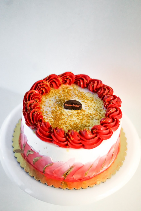 Red Velvet Cake Deluxe