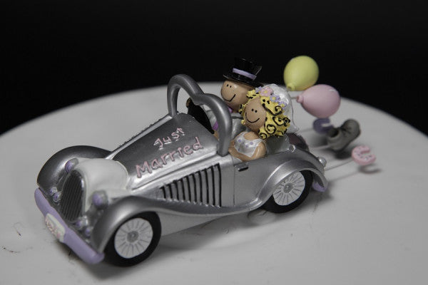 Wedding Cake Topper Get-A-Way Car
