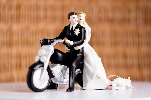 Wedding Cake Topper Get-Away Couple